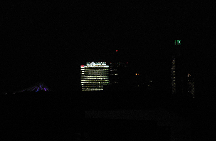 Der Potsdamer Platz mit Sony Center und Bahnverwaltung von weitem